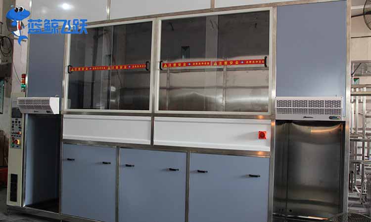 电脑主板为何需要用到妖精WWW视频免费高清最新期来进行清洗工作呢？