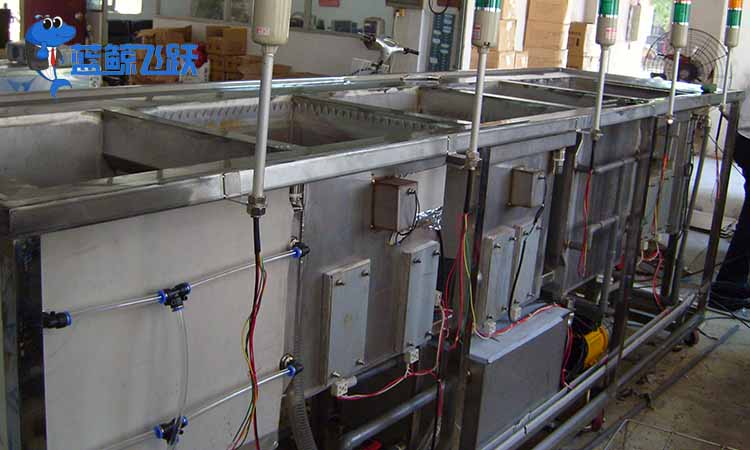 如何选择超声波清洗器的频率？