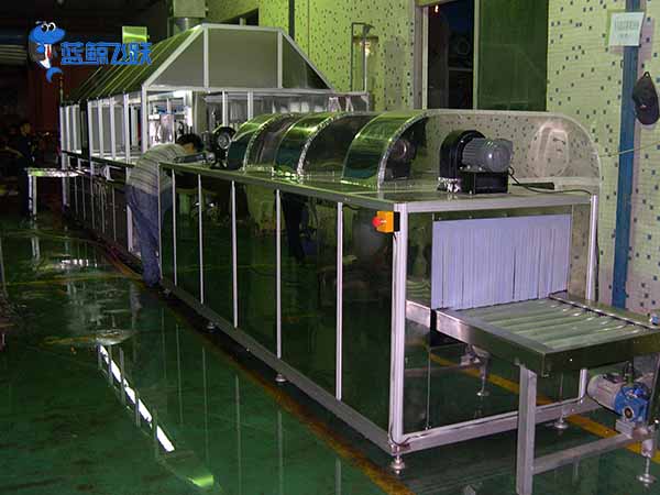 妖精WWW视频免费高清最新期