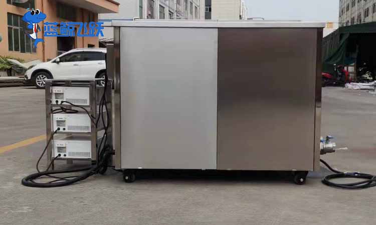 妖精WWW视频免费高清最新期