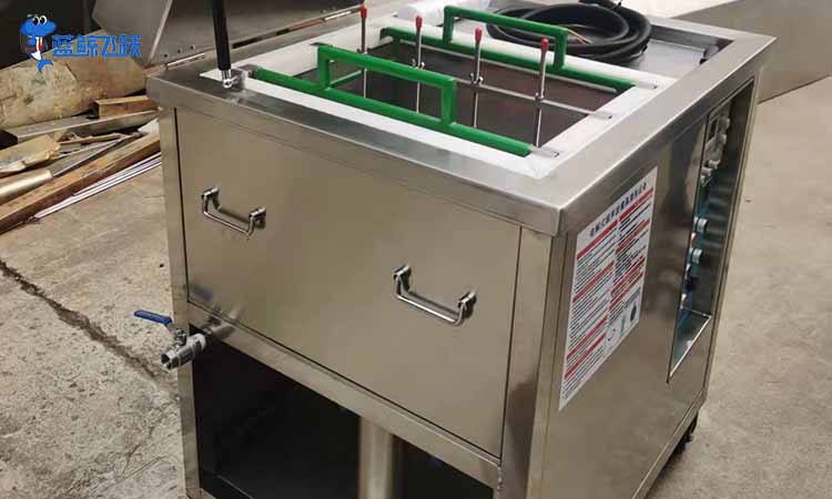 妖精WWW视频免费高清最新期