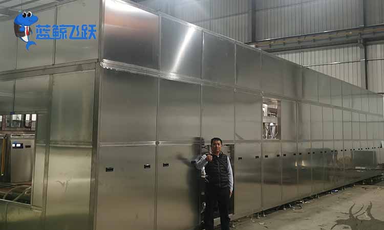 妖精WWW视频免费高清最新期有哪些特点？一定要用纯水吗？