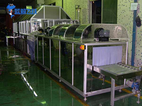 妖精WWW视频免费高清最新期