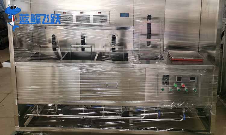 在金属表面处理中，超声波清洗的应用原理和适用范围