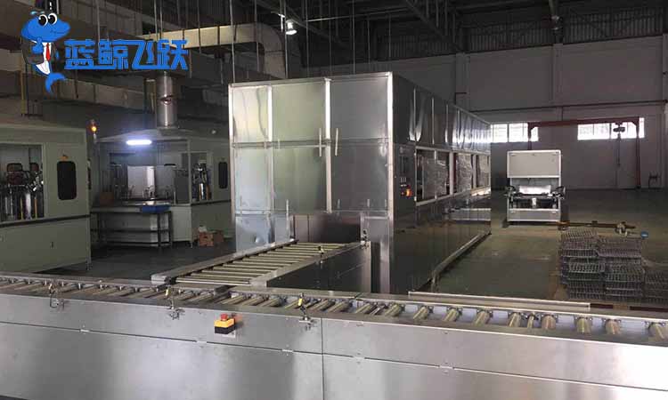 妖精WWW视频免费高清最新期的工作过程有什么？