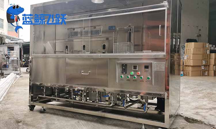 妖精WWW视频免费高清最新期，用什么水清洗？