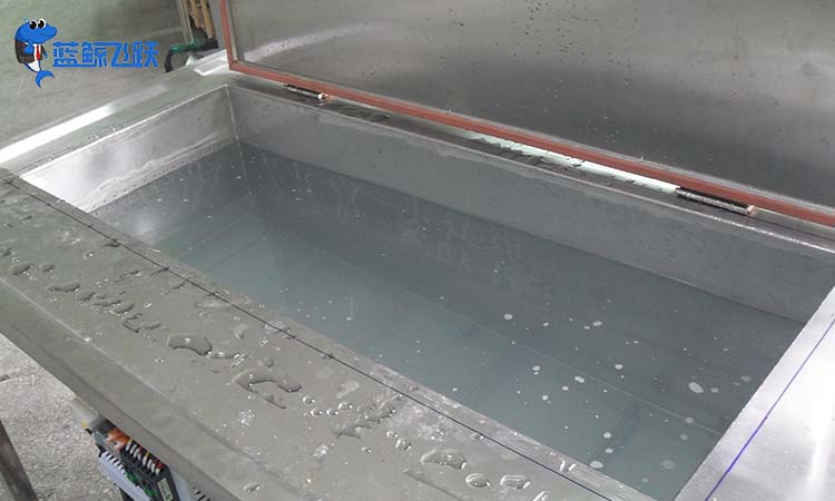 妖精WWW视频免费高清最新期除锈原理