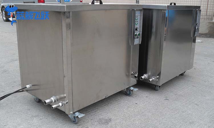 妖精WWW视频免费高清最新期怎样清除金属锈渍？