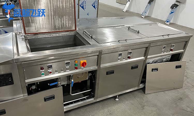 多槽式妖精WWW视频免费高清最新期的使用注意事项有哪些？可以清洗哪些物品？