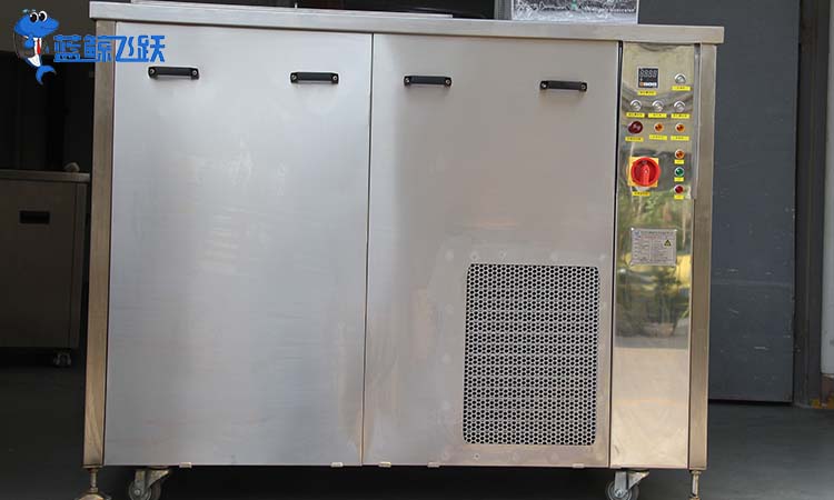 台式妖精WWW视频免费高清最新期的保养方法是什么？