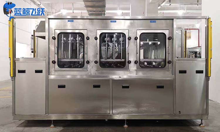 妖精WWW视频免费高清最新期会选用那些辅助系统软件？及后期的保养