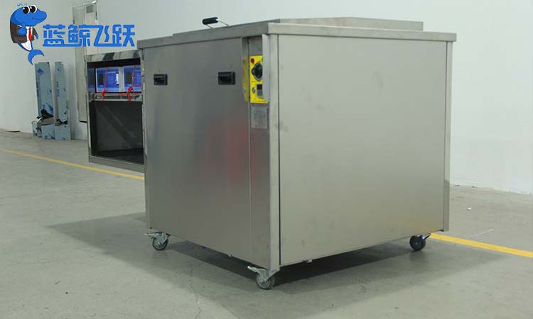 妖精WWW视频免费高清最新期：让您的清洗更加灵活多样