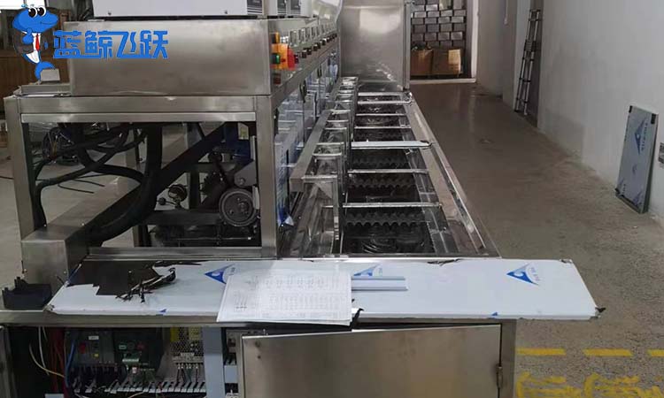 妖精WWW视频免费高清最新期如何清洗石墨材料