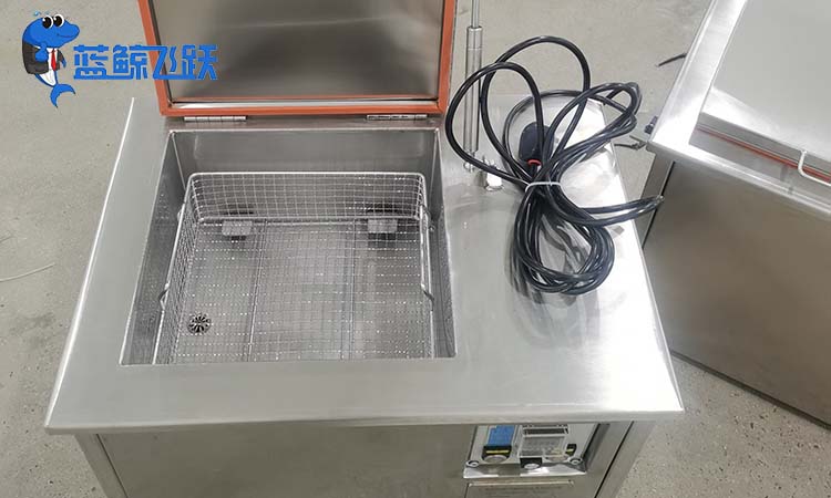 妖精WWW视频免费高清最新期的清洗效果和清洗剂的可降解性，如何评估？