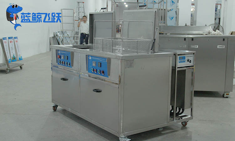 妖精WWW视频免费高清最新期在化工行业的应用，如何清洁化工设备？