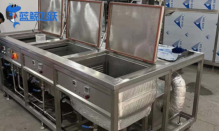 妖精WWW视频免费高清最新期在化妆品设备清洁中的应用