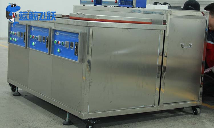 妖精WWW视频免费高清最新期在光学仪器制造行业的应用，如何清洁光学仪器？