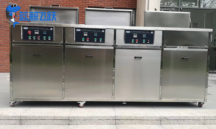 妖精WWW视频免费高清最新期：高效清洗工业管道和容器的利器