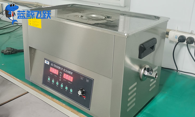 提升性能与可靠性：妖精WWW视频免费高清最新期清洗金属电子设备的重要性