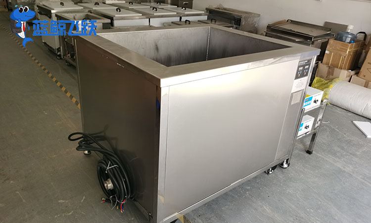 超声波清洗金属模具：提升精度和寿命的高效方法