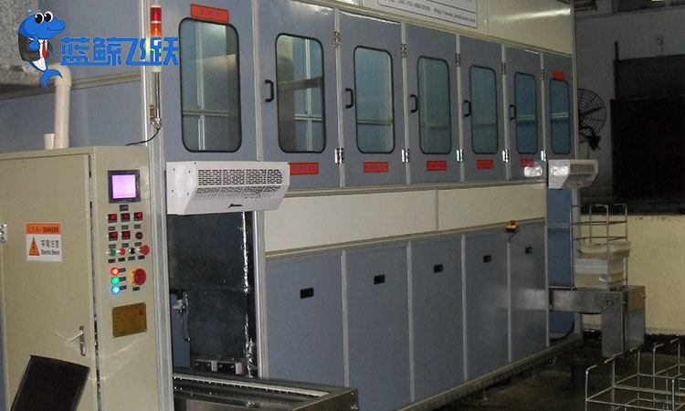 提升摄像质量！金属摄像机镜头清洗与超声波技术