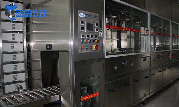 提升航空安全性和可靠性的关键：妖精WWW视频免费高清最新期清洁金属航空零部件