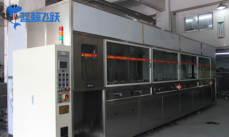 妖精WWW视频免费高清最新期：保持电线槽道通畅和安全的关键利器