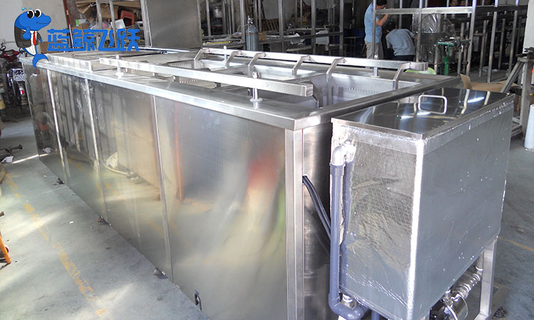 妖精WWW视频免费高清最新期在金属制药设备清洁中的应用