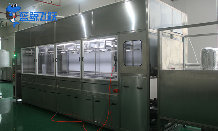 电动车辆金属表面清洗：超声波技术的高效恢复