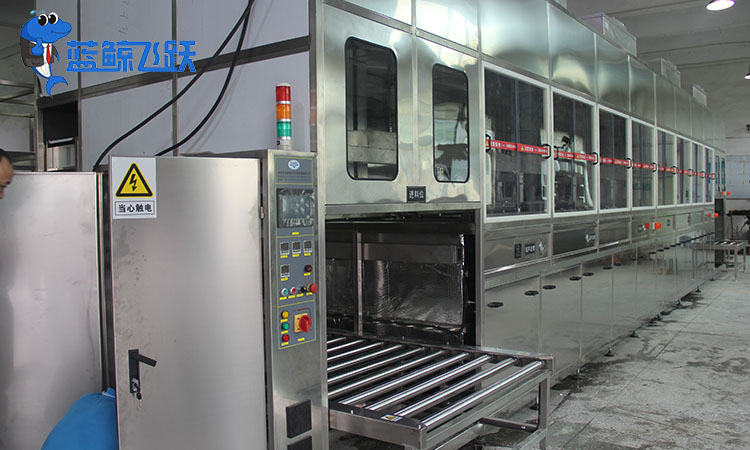 超声波清洗技术：食品加工设备卫生质量的保障