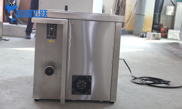 生态友好之选：超声波清洗器引领制造业的环保革新