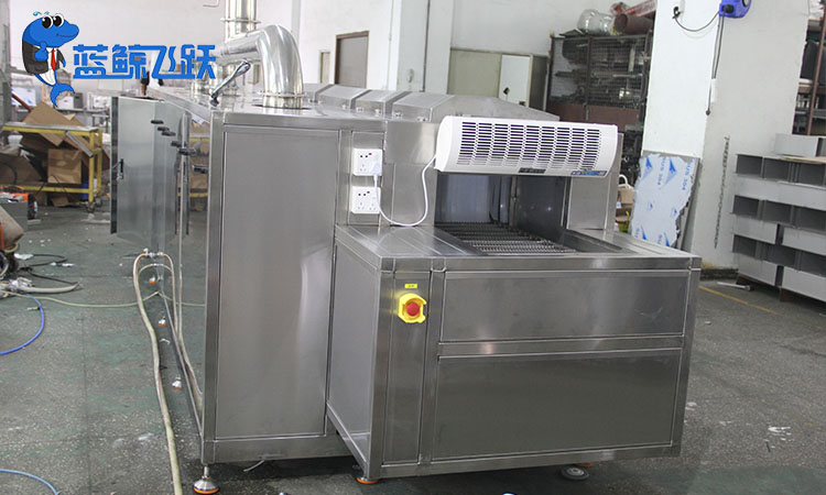 超声波清洗器：推动制造业环保可持续发展的绿色引擎