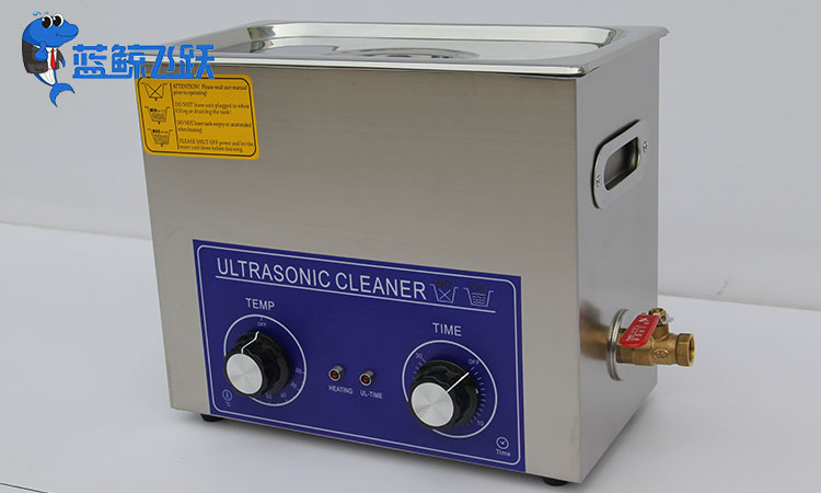 超声波清洗技术：金属零部件清洗的高效之选