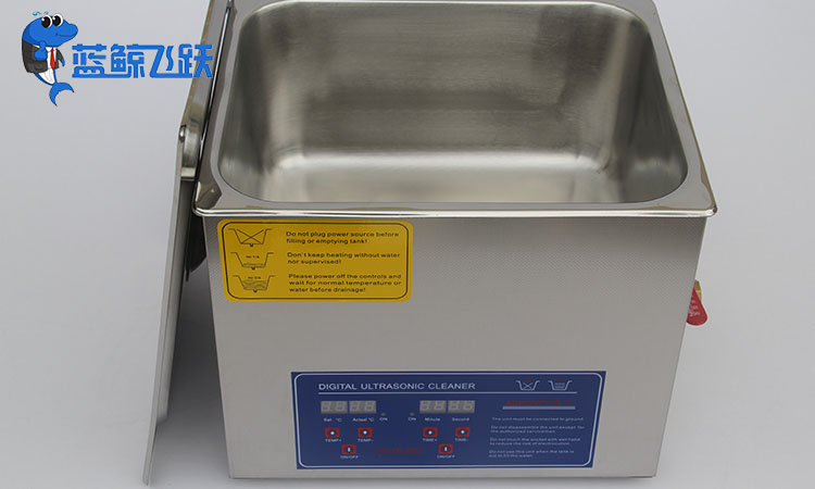 妖精WWW视频免费高清最新期：食品生产设备清洗的高效革命