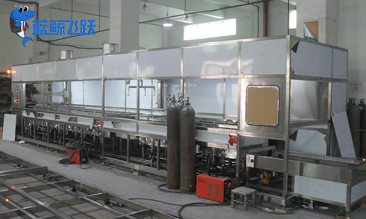 清洁新纪元：超声波清洗设备提升食品加工设备卫生标准