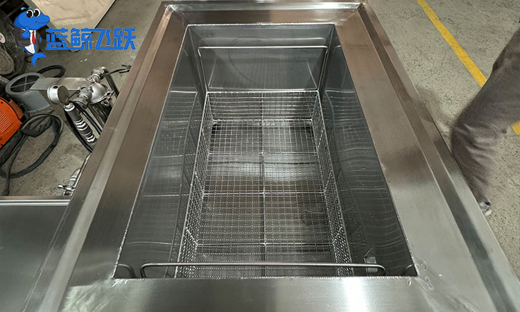 妖精WWW视频免费高清最新期洗美瞳：合适的清洗时间解析