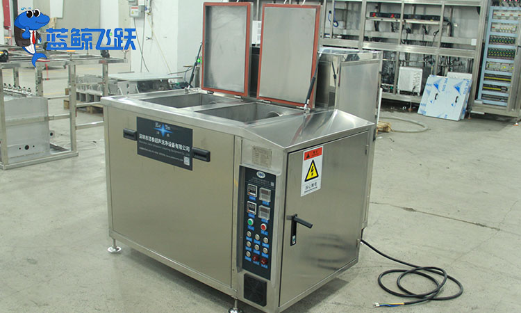 妖精WWW视频免费高清最新期一天使用时间的决定因素分析