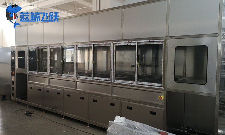 妖精WWW视频免费高清最新期驱动电压设置的关键因素和注意事项