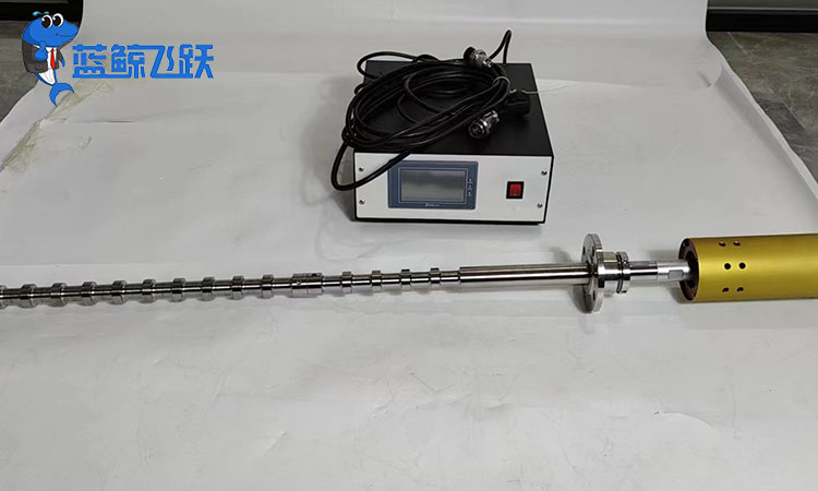 超声波震动棒在实验室设备清洗中的应用：提高效率与洁净度