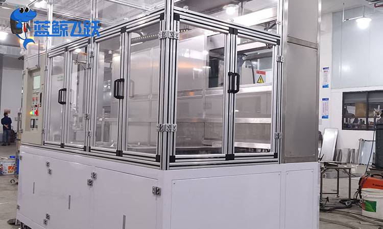 妖精WWW视频免费高清最新期清洗金链：加什么液体合适？