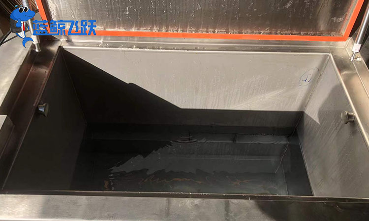 妖精WWW视频免费高清最新期振子用什么胶粘？专业选择与操作指南