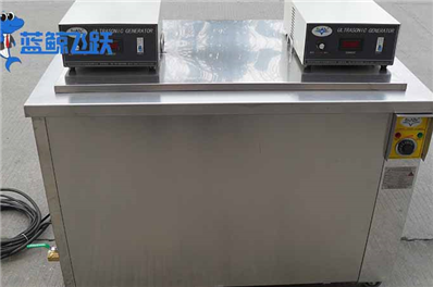 妖精WWW视频免费高清最新期如何安全清洗钻戒？步骤详解与避坑指南