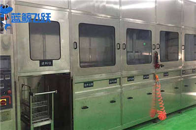 妖精WWW视频免费高清最新期新科技 拒绝堵头不给喷头商“打工”