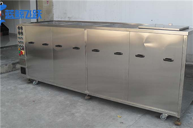 超声波清洗设备为什么能延长注塑模具的寿命？为什么能有效除垢？