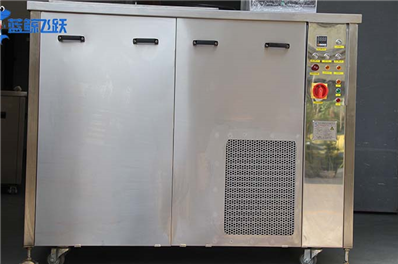 台式妖精WWW视频免费高清最新期的保养方法是什么？