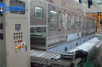 妖精WWW视频免费高清最新期在汽车维修行业中的应用