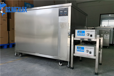 妖精WWW视频免费高清最新期：保障金属阀门运行的清洁利器