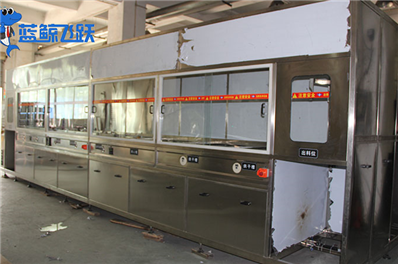 妖精WWW视频免费高清最新期维护金属标牌表面的关键作用