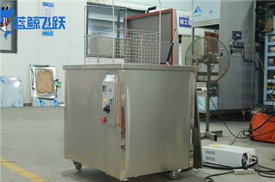 妖精WWW视频免费高清最新期洗化妆刷：效率与卫生的专业探讨