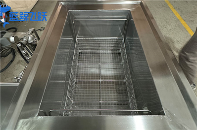 妖精WWW视频免费高清最新期洗美瞳：合适的清洗时间解析